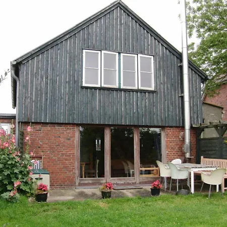 Holiday home Deichblick-stallhaus *